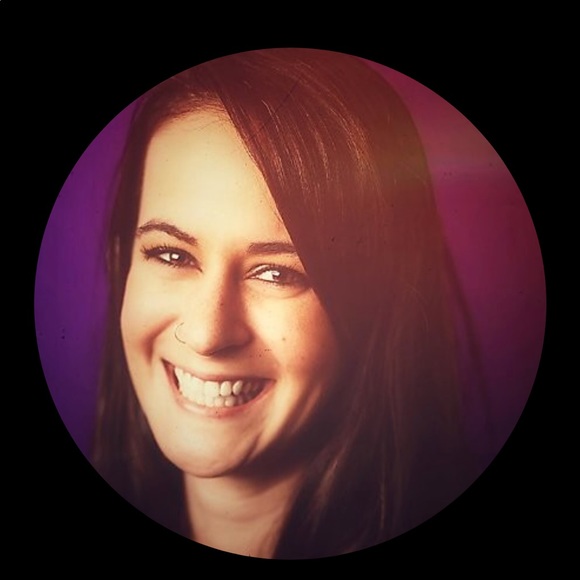 Meet your Posher, Rachel - Picture 1 of 1